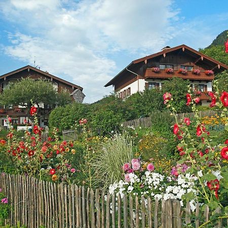 Gaestehaus Koyerbauer Boardinghouse アシャウ・イム・キームガウ エクステリア 写真