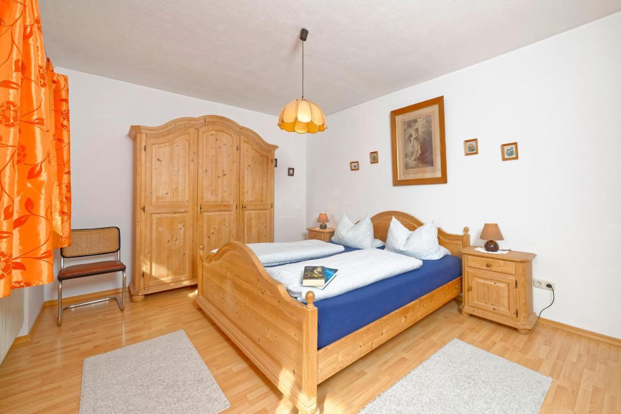 Gaestehaus Koyerbauer Boardinghouse アシャウ・イム・キームガウ エクステリア 写真